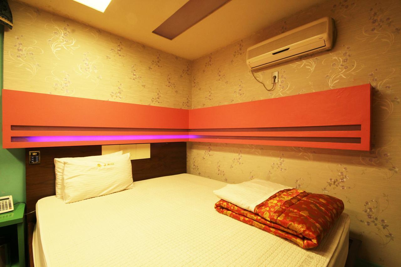 Sasang J Motel Buitenkant foto