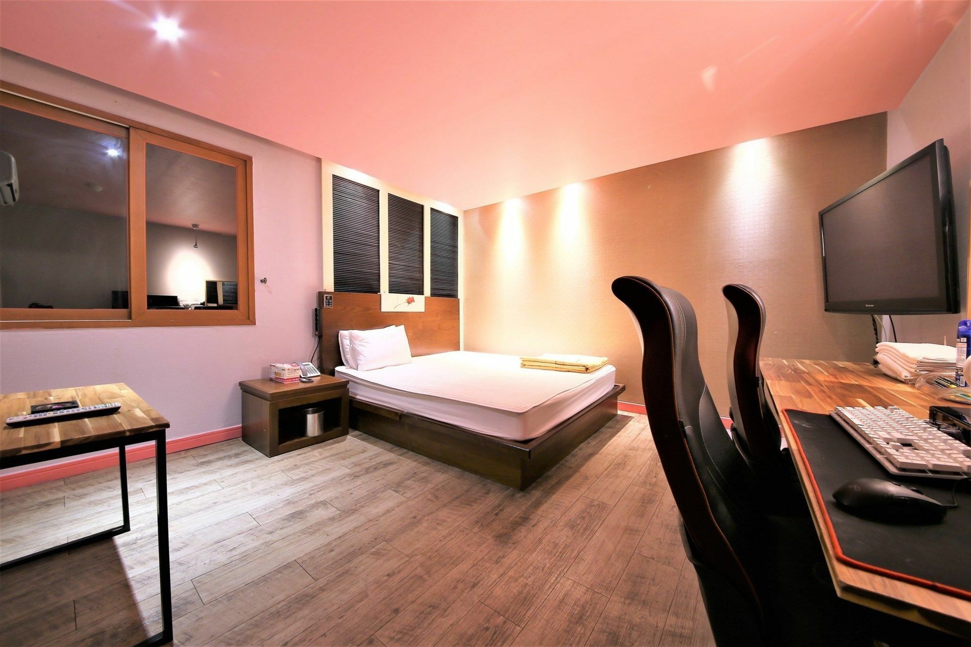 Sasang J Motel Buitenkant foto