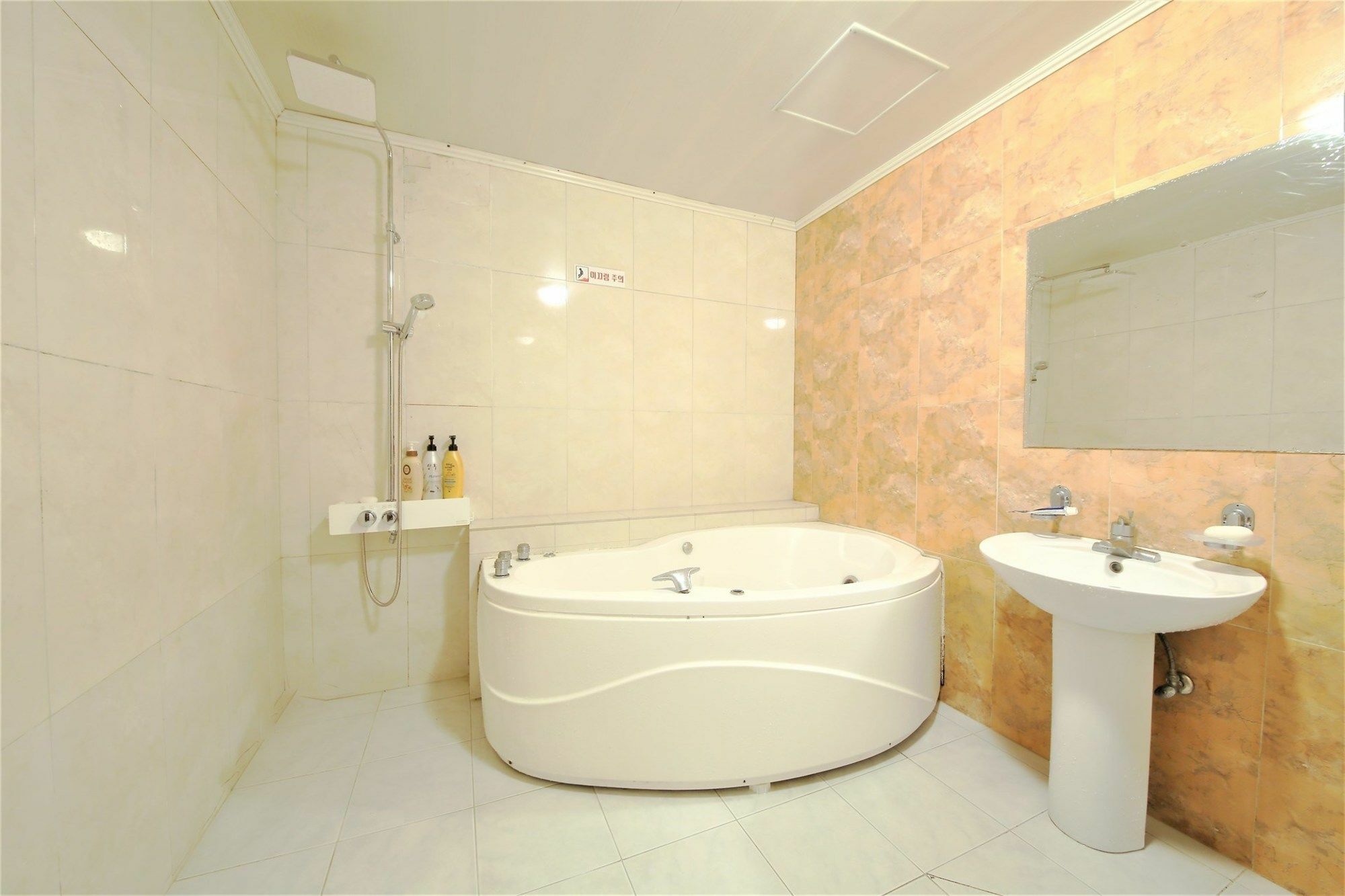 Sasang J Motel Buitenkant foto